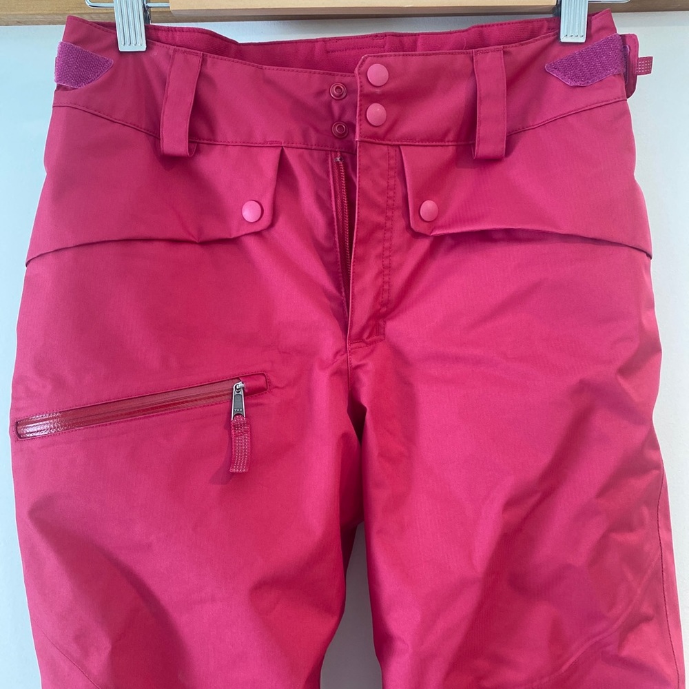 Girl’s Patagonia Snowbelle Snowpants (size L/12)